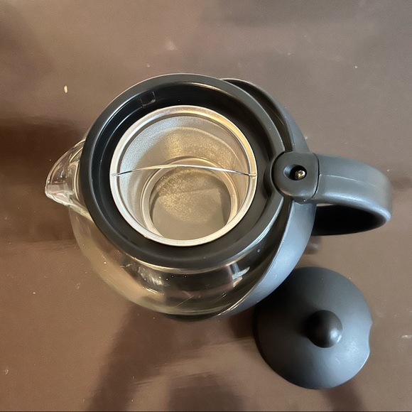 Service Ideas Glass Lined Tea Ball with Removable Basket - Picture 4 of 9